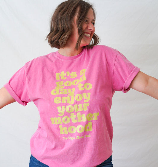 Good Day Joyful Moms Tee