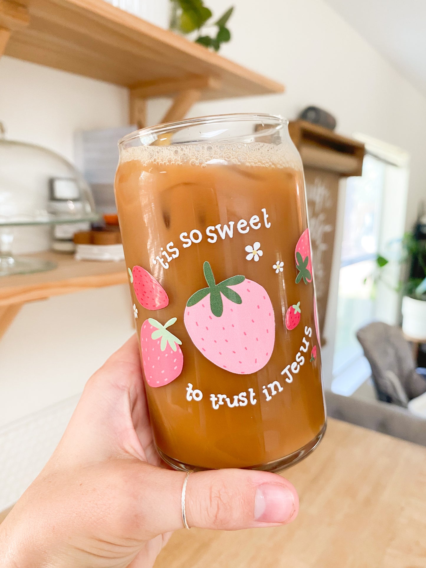 Tis so Sweet Strawberry Can Glass