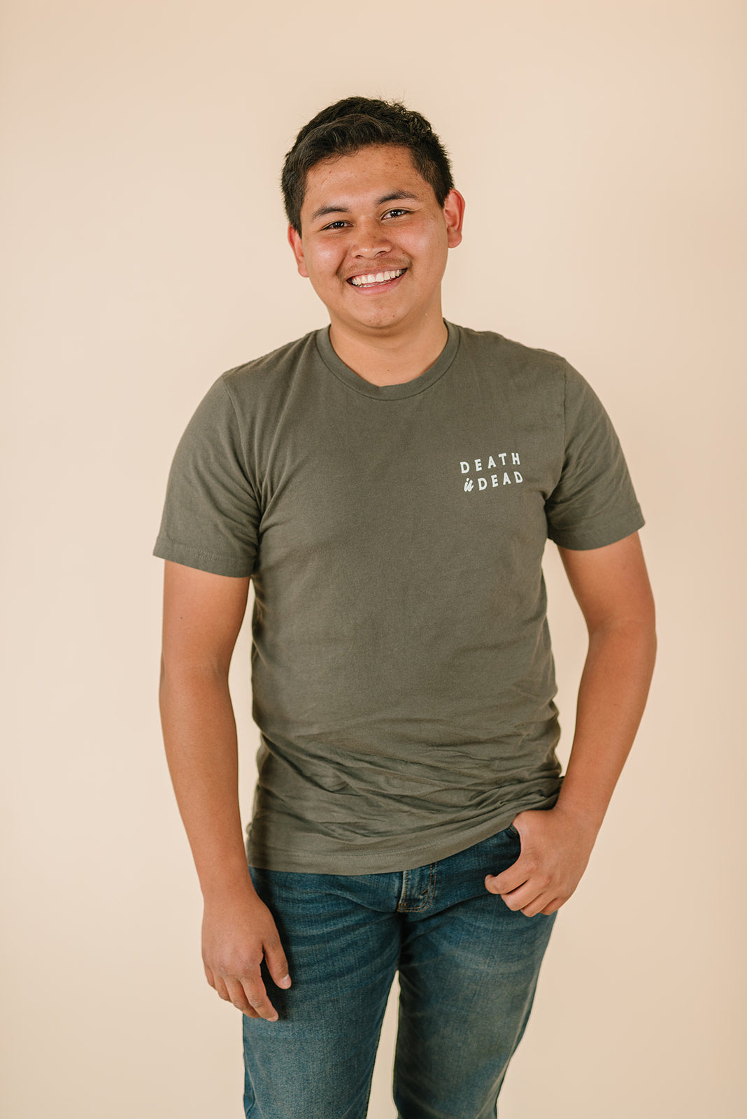 Alive in Christ Men’s Tee