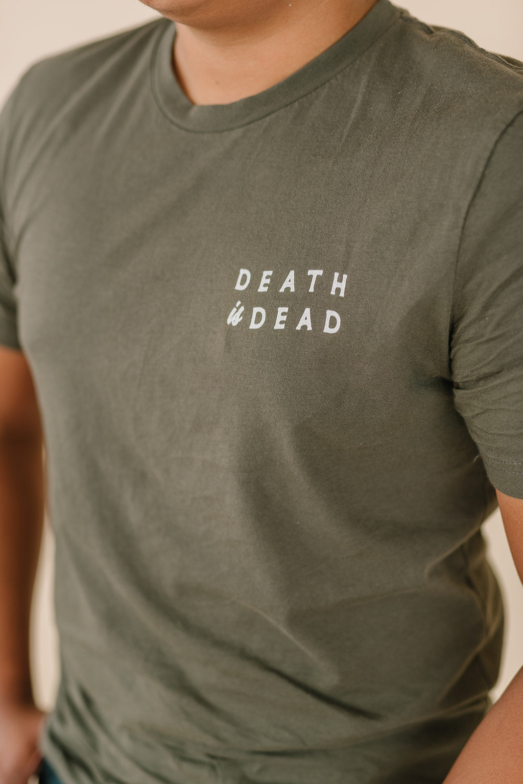 Alive in Christ Men’s Tee
